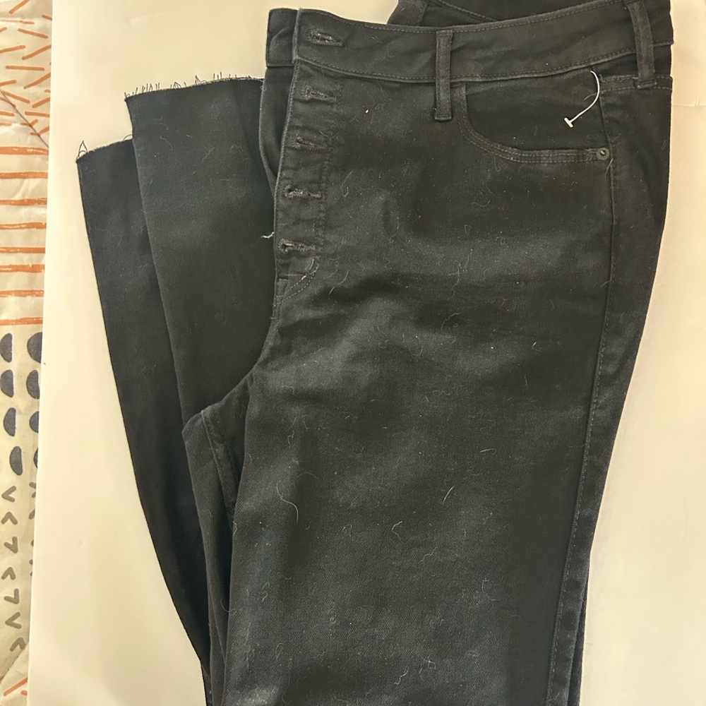 Old Navy Women's Straight Leg Black Jeans